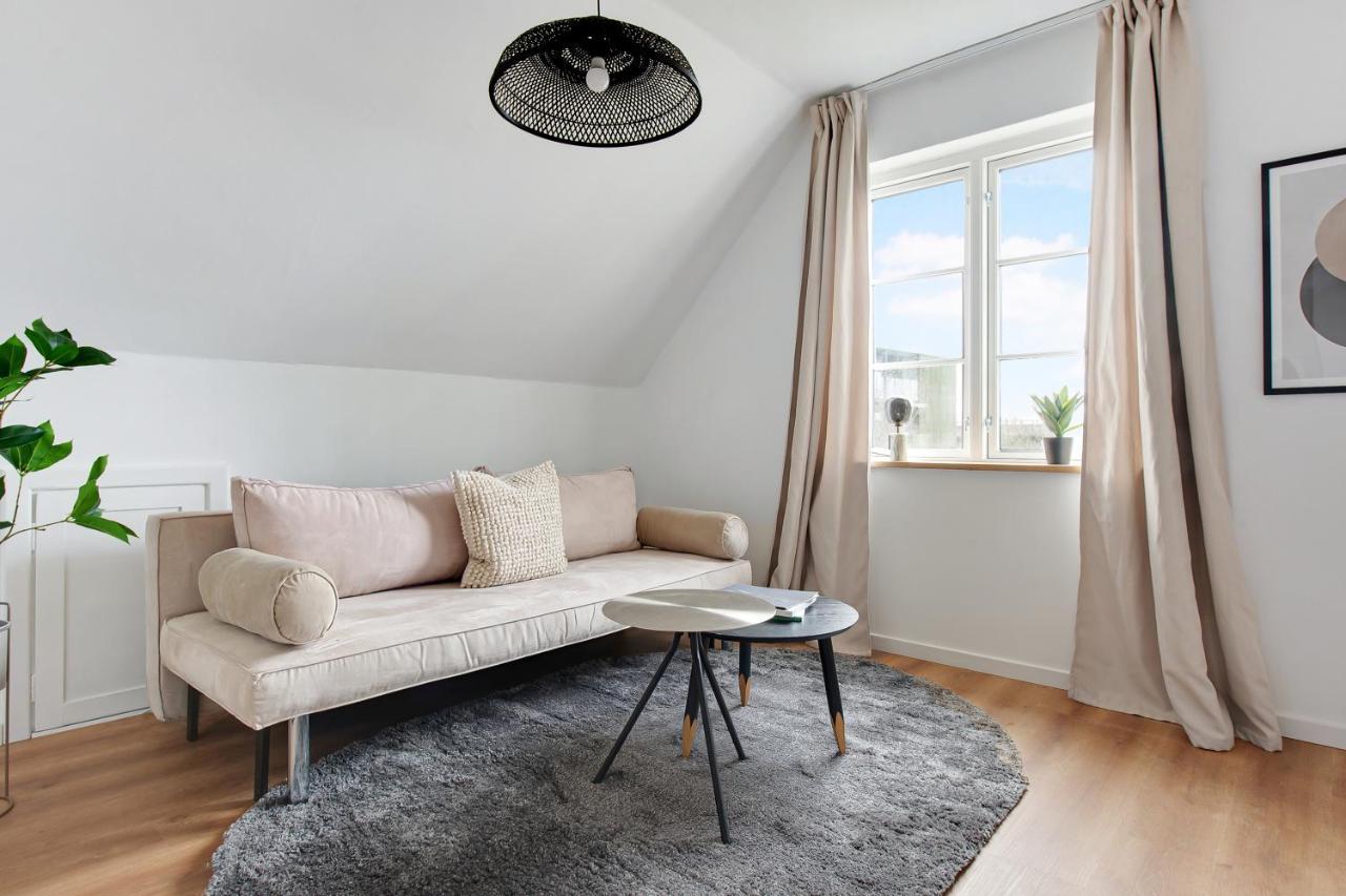 Sanders Charm - Amazing Two-Bedroom Apartment With Shared Garden โคเปนเฮเกน ภายนอก รูปภาพ